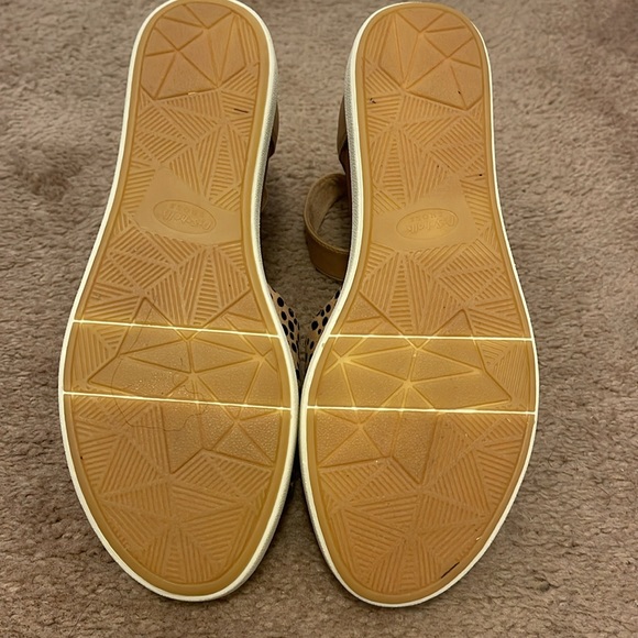 Dr. Scholl’s Leopard Print Wedge ankle strap sandals - Picture 4 of 4